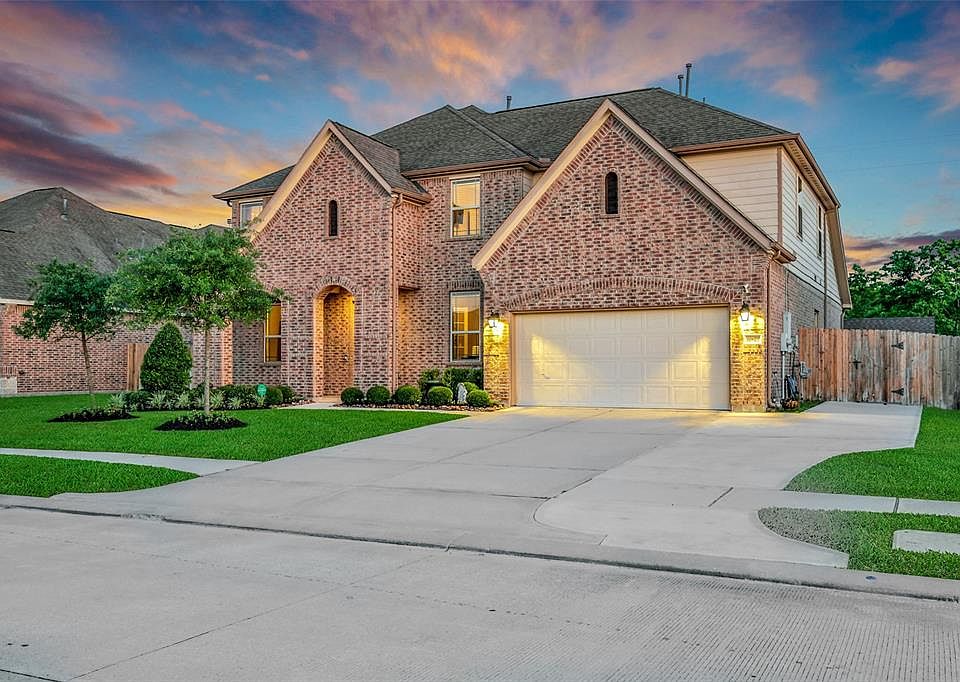 1st image of 11827 Obsidian Ln
