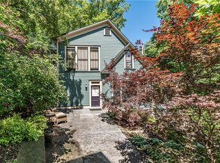 20 Owen St, Eureka Springs, AR 72632