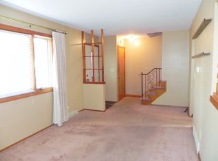 31900 Densmore Rd, Willowick, OH 44095