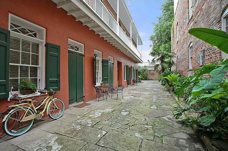 1st image of 927 Toulouse St #5