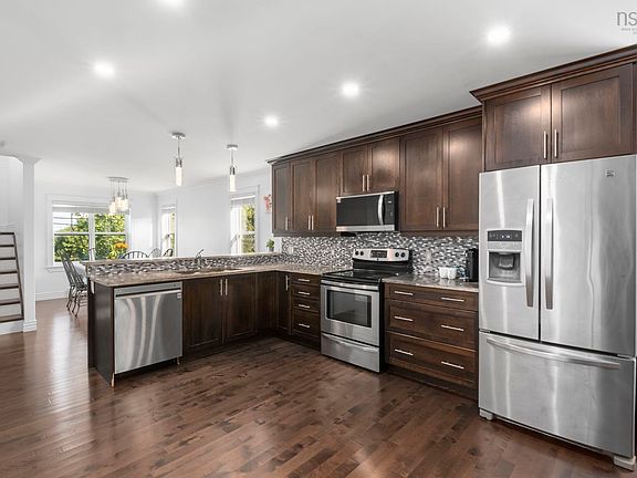 4th image of 52 A Mountain Rd