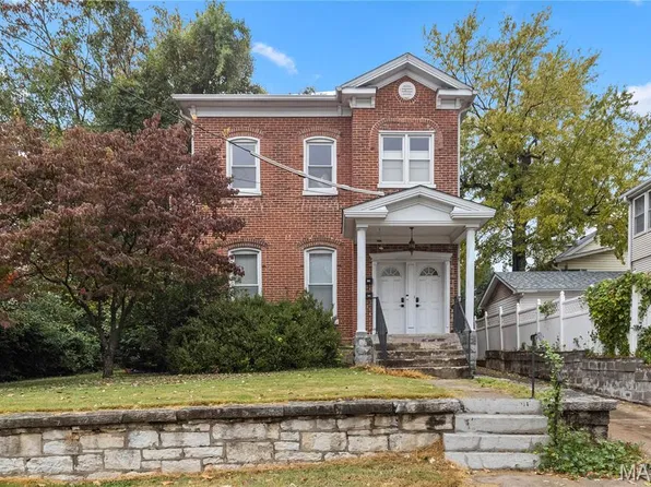 824 Henry St, Alton, IL 62002