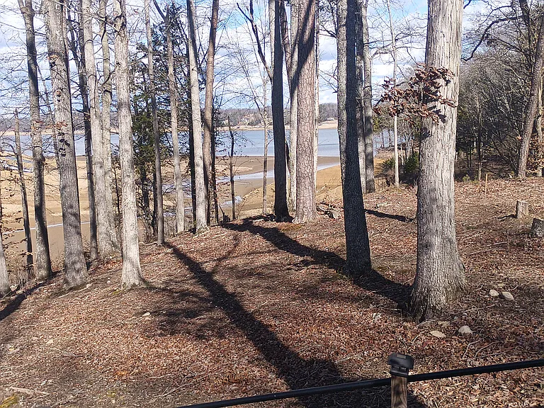 1040 Ridge Point Trl — Photo 2