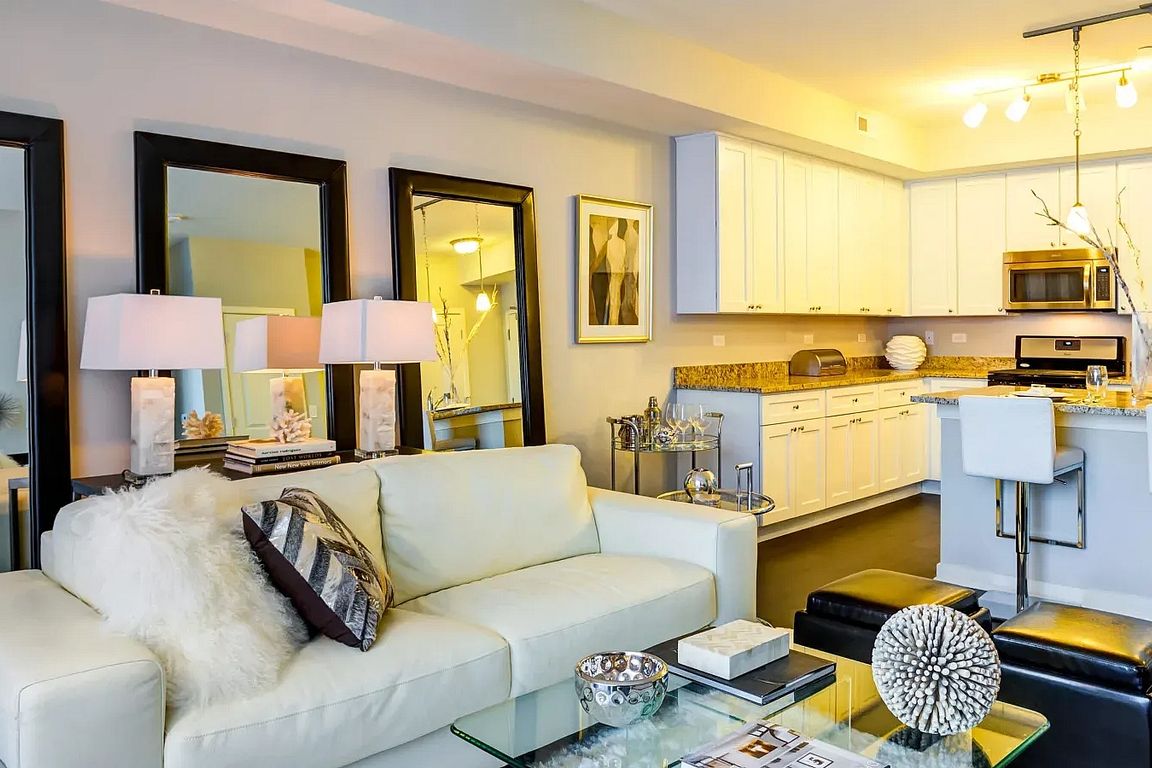 Open Floorplan Kitchen and Living Room