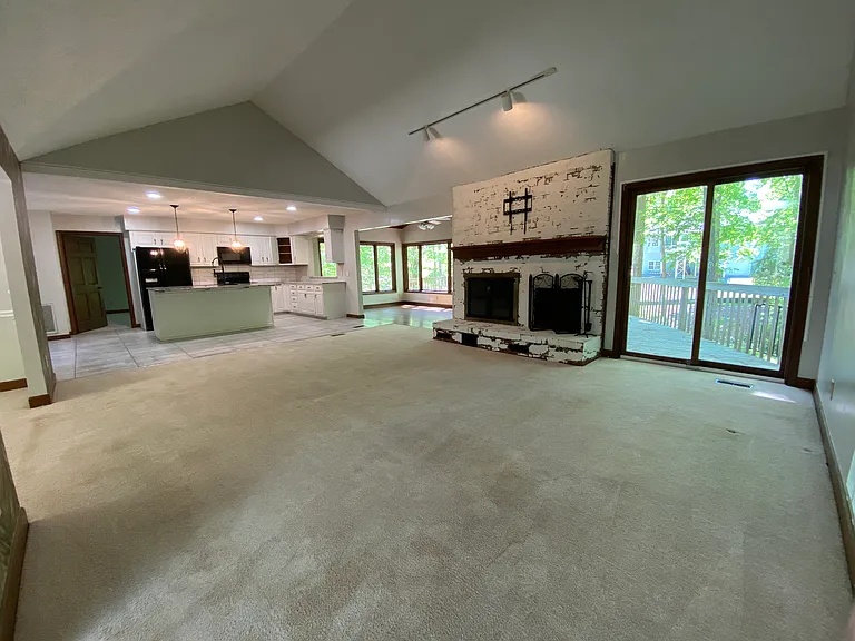 5055 Bluebird Dr — Photo 6