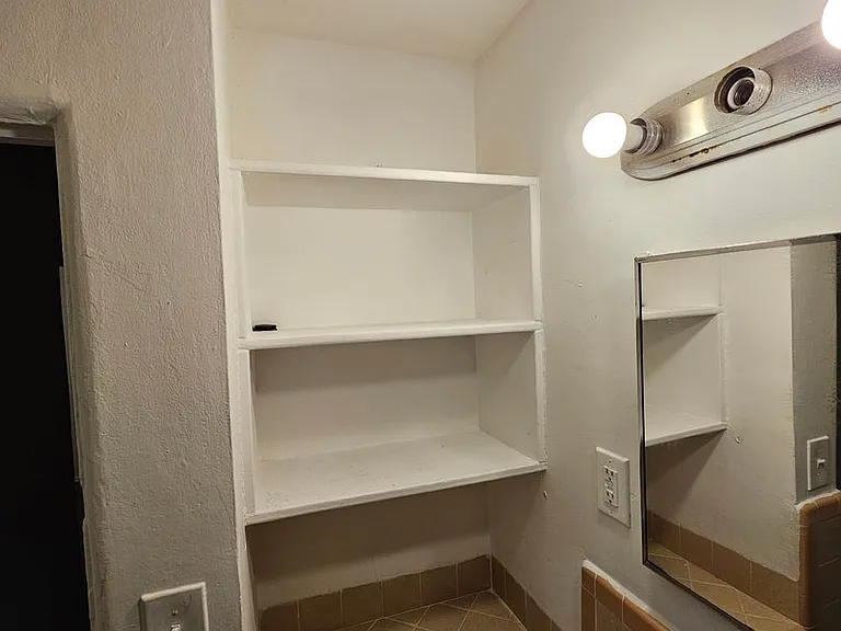 545 N Ridgewood Ave — Photo 14