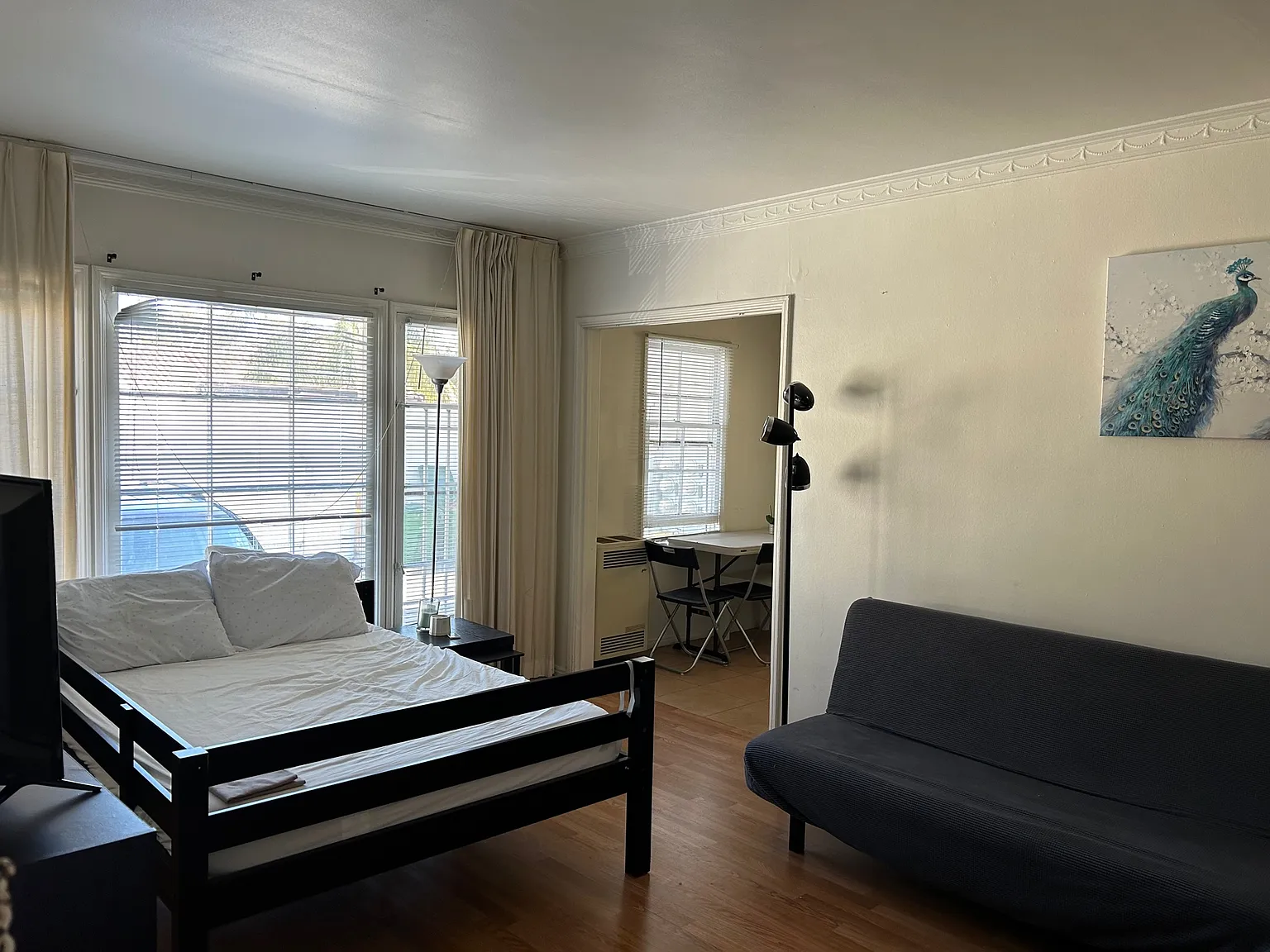 Studio, 600 sqft, $2,200 — Photo 2