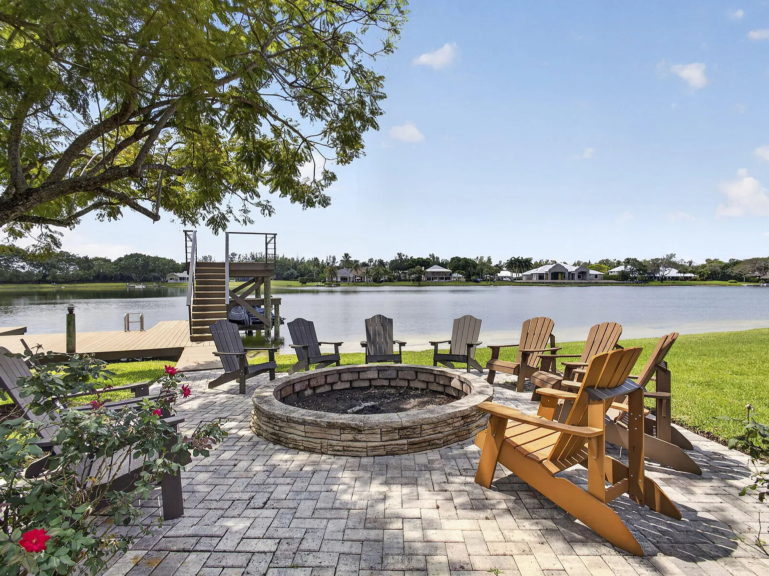 5 bed, 6.0 bath, 5433 sqft, $45,000 — Photo 4