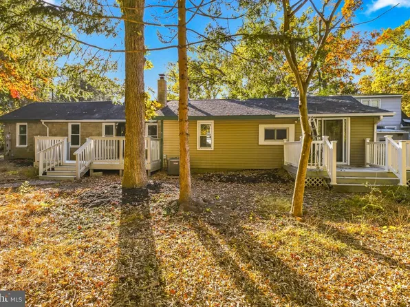 68 Albertson Ave, Clementon, NJ 08021