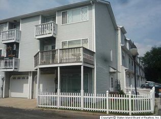 53 Simmons Loop, Staten Island, NY 10314