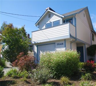 7545 25th Ave NE, Seattle, WA, 98115