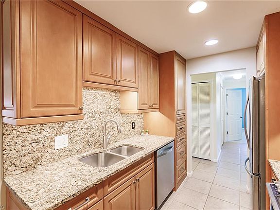 4th image of 9301 Cobbler Ln