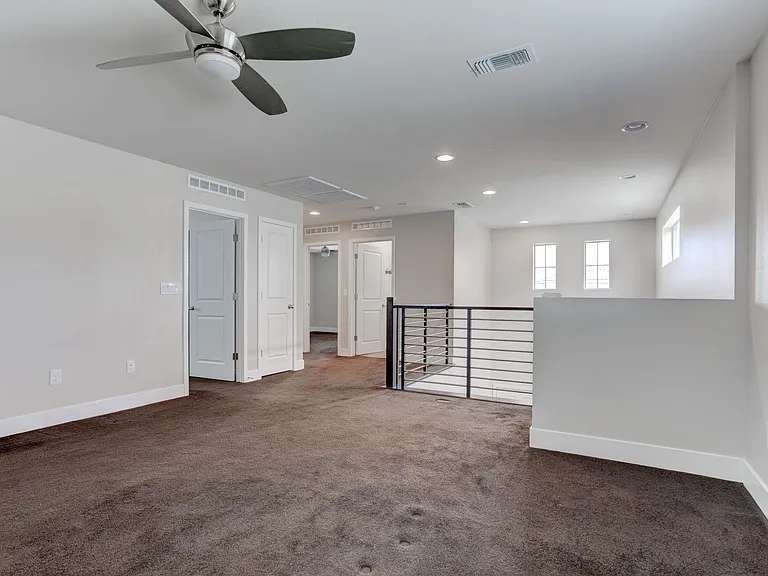 9020 Nopah Peak Ct — Photo 13