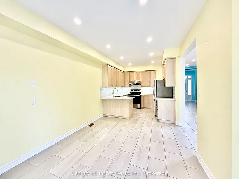 1171 Springbank Dr — Photo 19