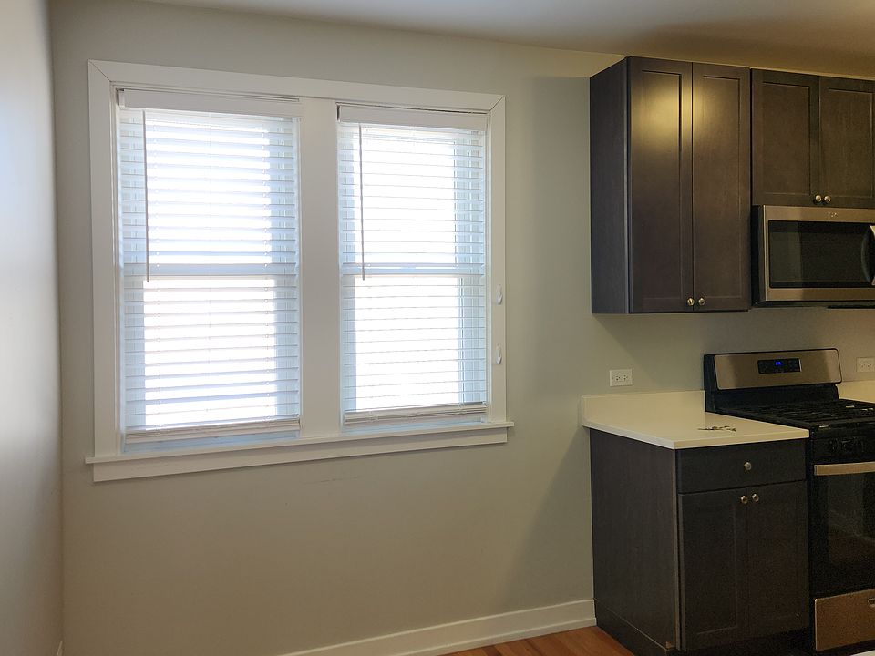 1st image of 5514 W George St APT 2