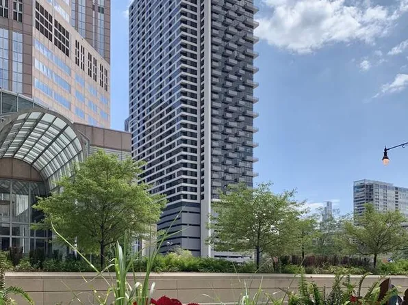235 W Van Buren St Unit 3812, Chicago, IL 60607