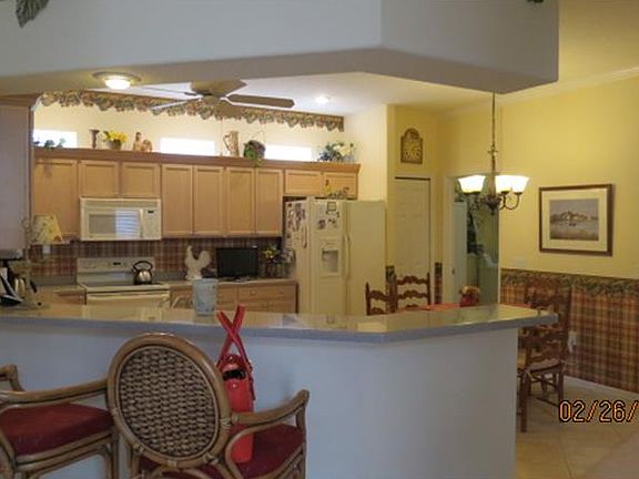 4th image of 7552 Berna Ln