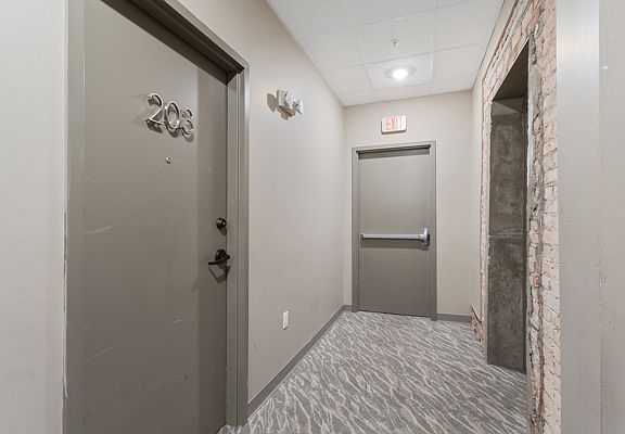 3rd image of 321 S Salina St APT 203