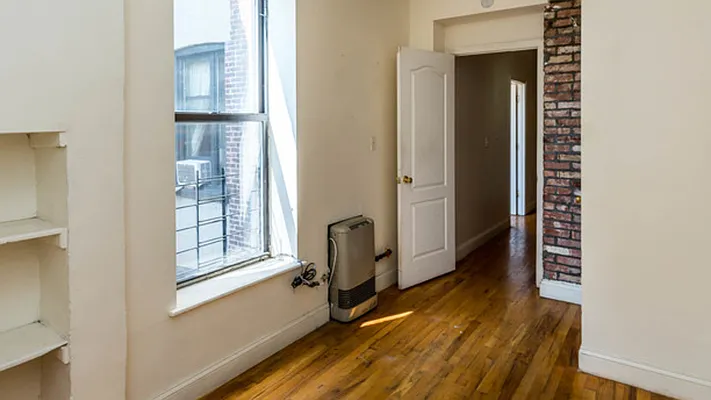 Rented by Nooklyn NYC LLC | media 13