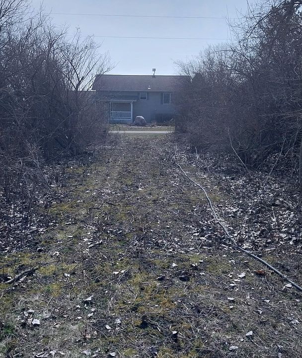 2nd image of 8702 Regnier Rd