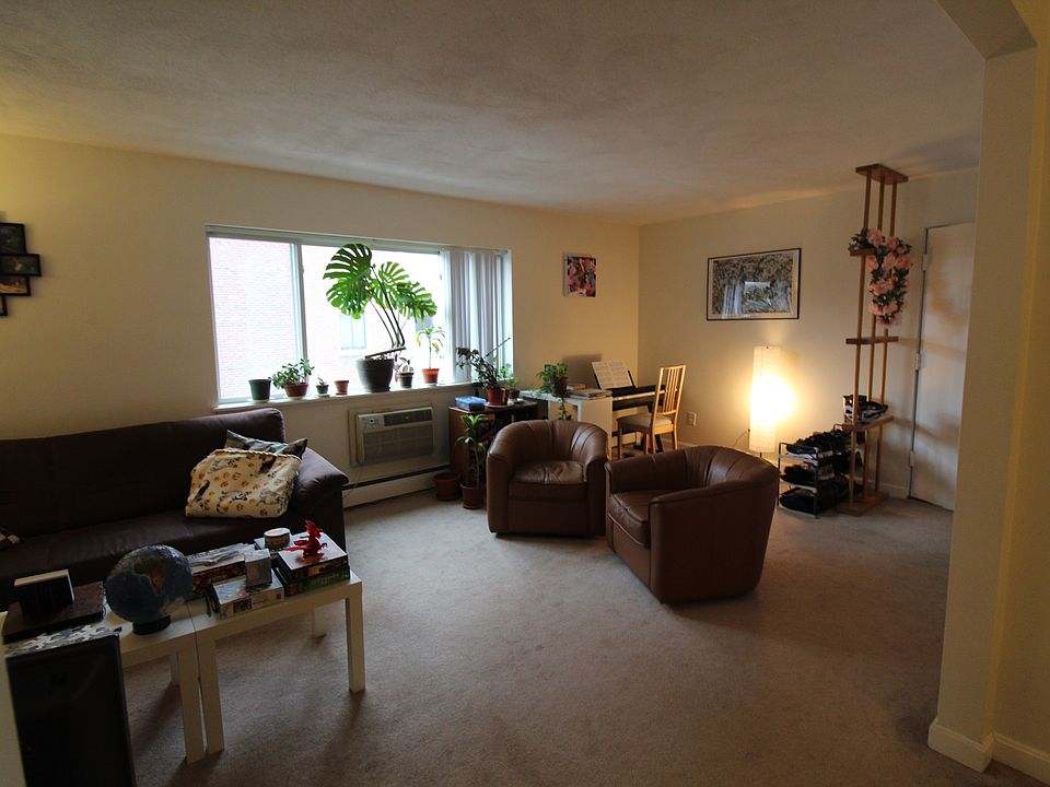 1st image of 90 Ellery St #14