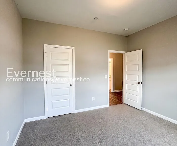 1105 Prospect Ct — Photo 18