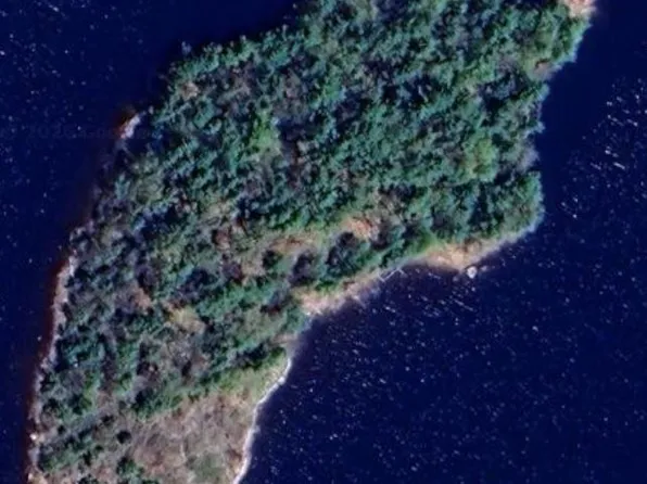 2 Island 3225 Georgian Bay, Georgian Bay, ON L0K 1S0