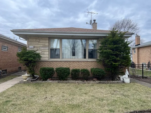 7810 Tripp Ave, Skokie, IL 60076