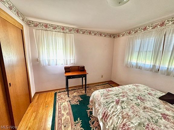 4th image of 3984 Artmar Dr