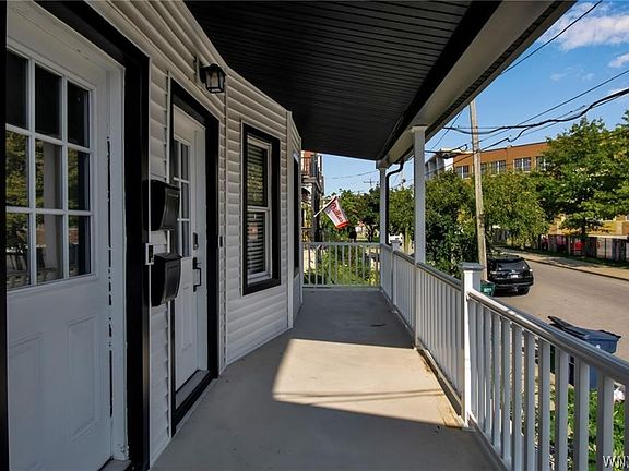 4th image of 286 Carolina St