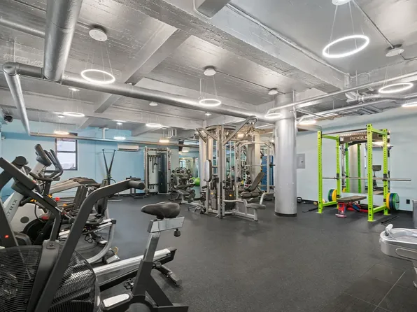 2546 East 13th Street image 22 of 24