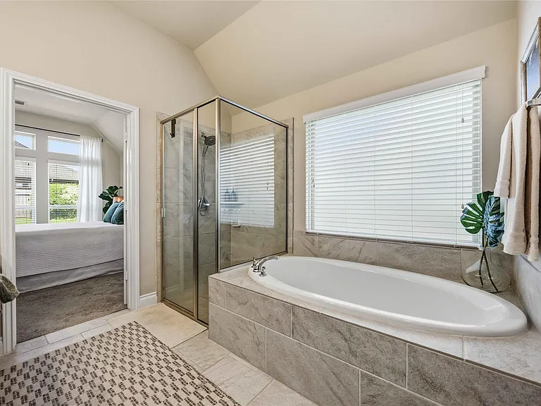 2909 Oakmist Ridge Ln — Photo 22