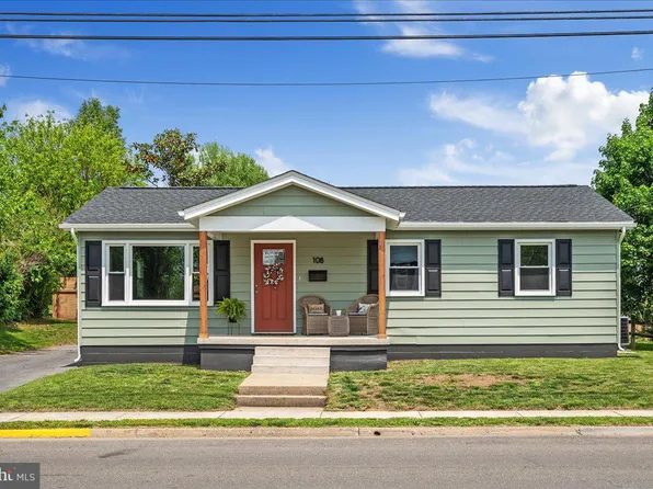 108 Mechanic St, Luray, VA 22835