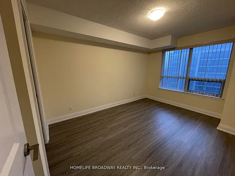 372 Highway 7 E #817 — Photo 5