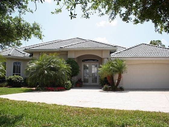 1st image of 13929 Long Lake Ln