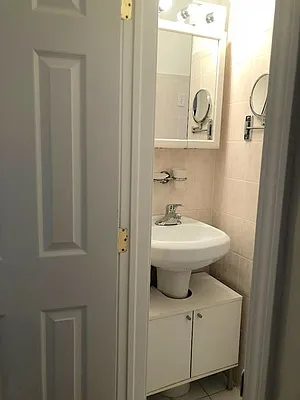 Rented by Richard Macias, LREB | media 17