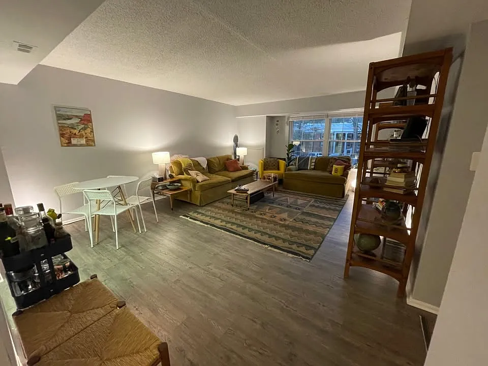 7621 Provincial Dr #207