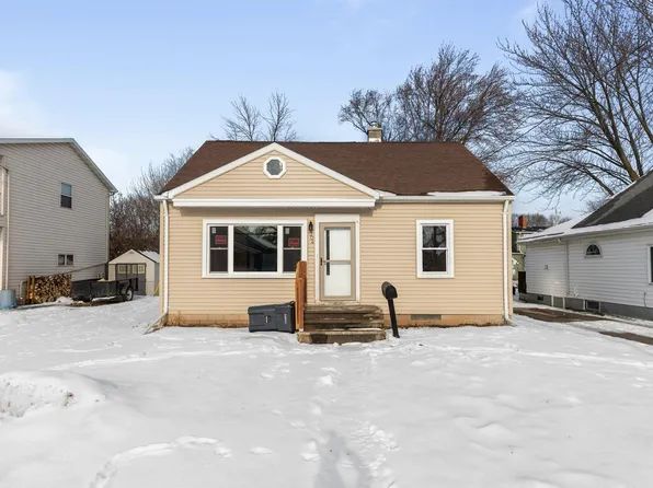 304 Division St, Neenah, WI 54956