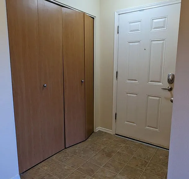 Wellesley Park Apartments — Photo 39