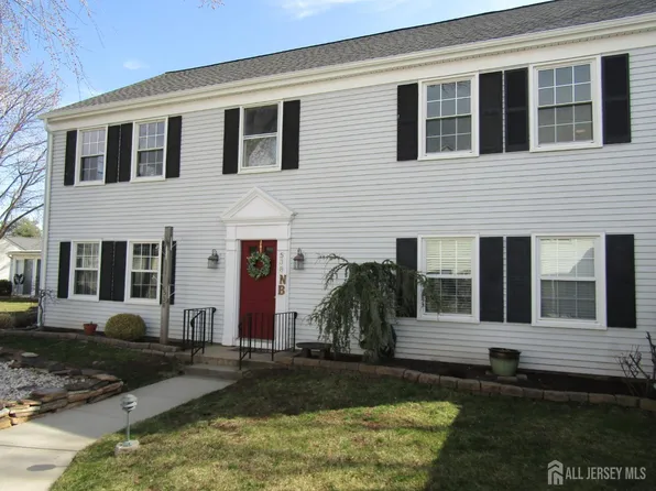 538 Sutton Way #N, Monroe Township, NJ 08831