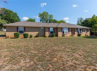 920 Maple Shade Rd, Alma, AR 72921