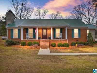 816 Honeysuckle Ln, Alabaster, AL, 35007