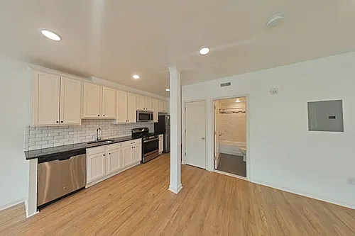 Floor plan 2 Bedroom 2 Bath
