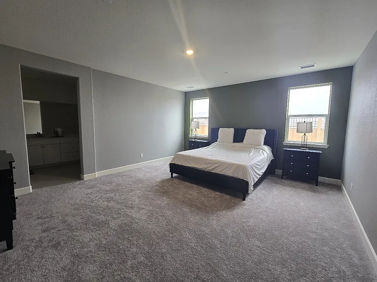 532 E Equinox Peak Ct — Photo 14