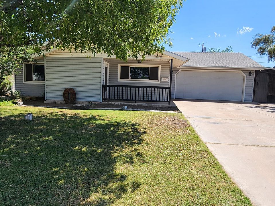 1st image of 1025 S Parkside Dr
