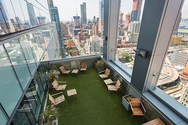 Rented by Oxford Property Group | media 30