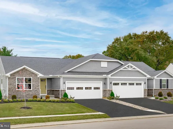 44148 Honeysuckle Ln #A106b, California, MD 20619