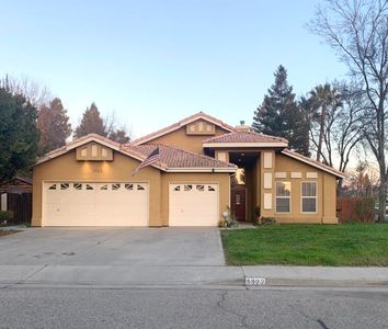 3322 S Stover Street, Visalia, CA, 93292