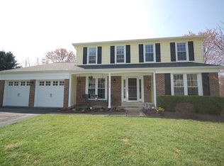 1714 Asoleado Ln, Vienna, VA 22182