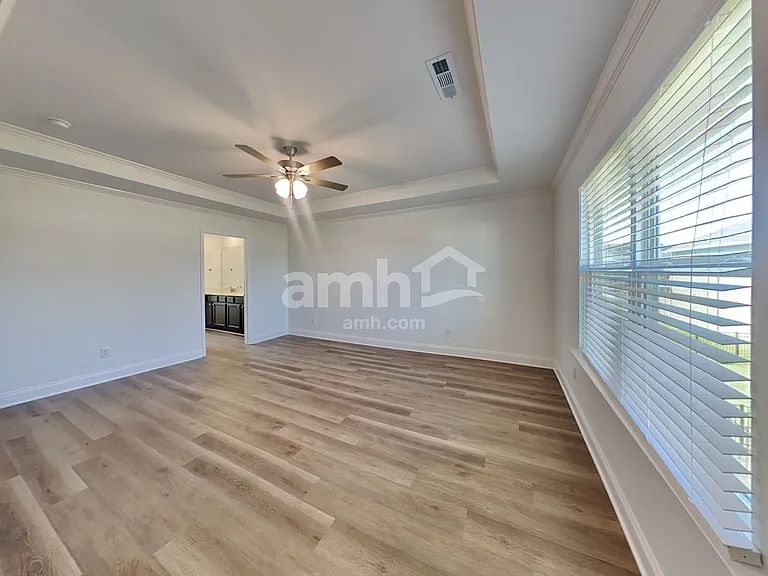 4326 Effie Seward Dr — Photo 9